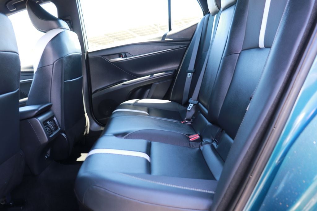 2025 Toyota Camry Hybrid SE