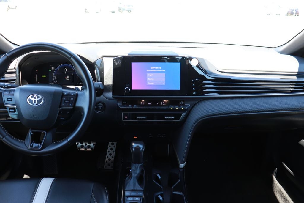 2025 Toyota Camry Hybrid SE