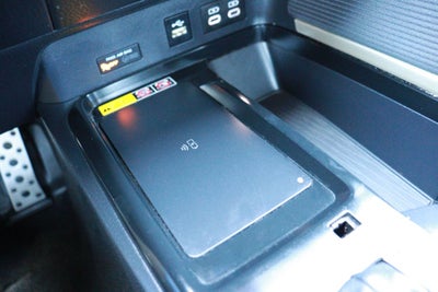 2025 Toyota Camry Hybrid SE