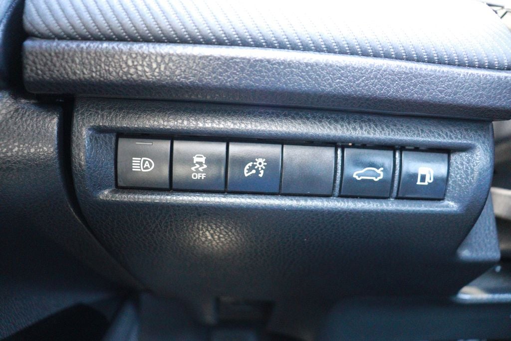 2025 Toyota Camry Hybrid SE