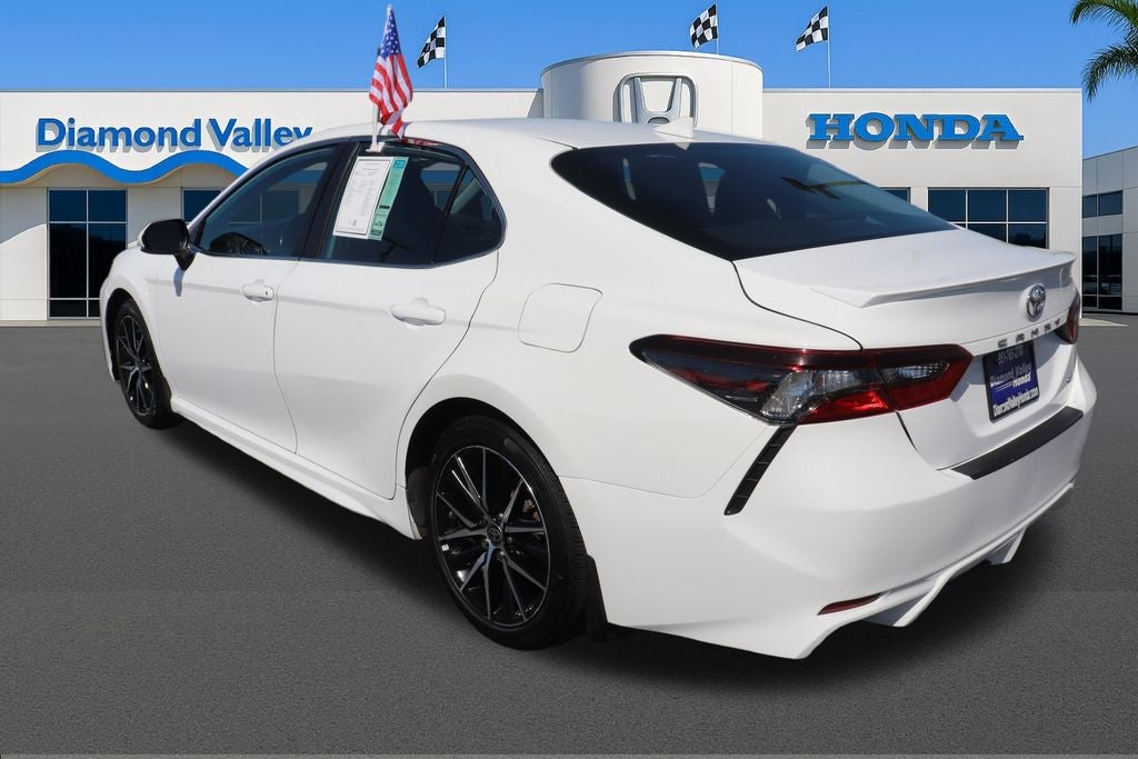 2021 Toyota Camry SE