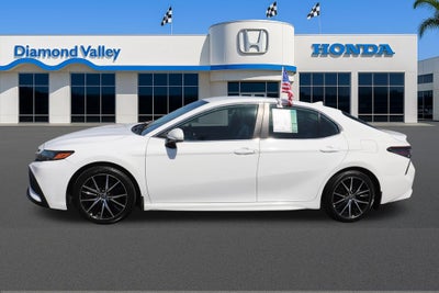 2021 Toyota Camry SE