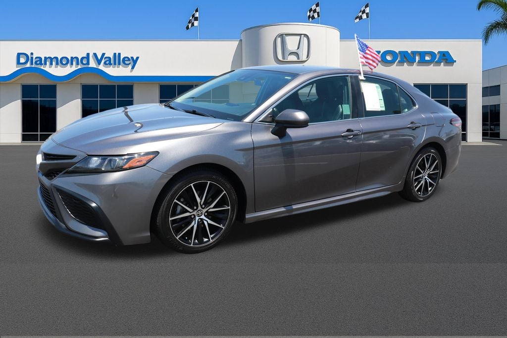 2021 Toyota Camry SE