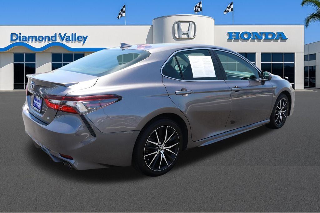 2021 Toyota Camry SE