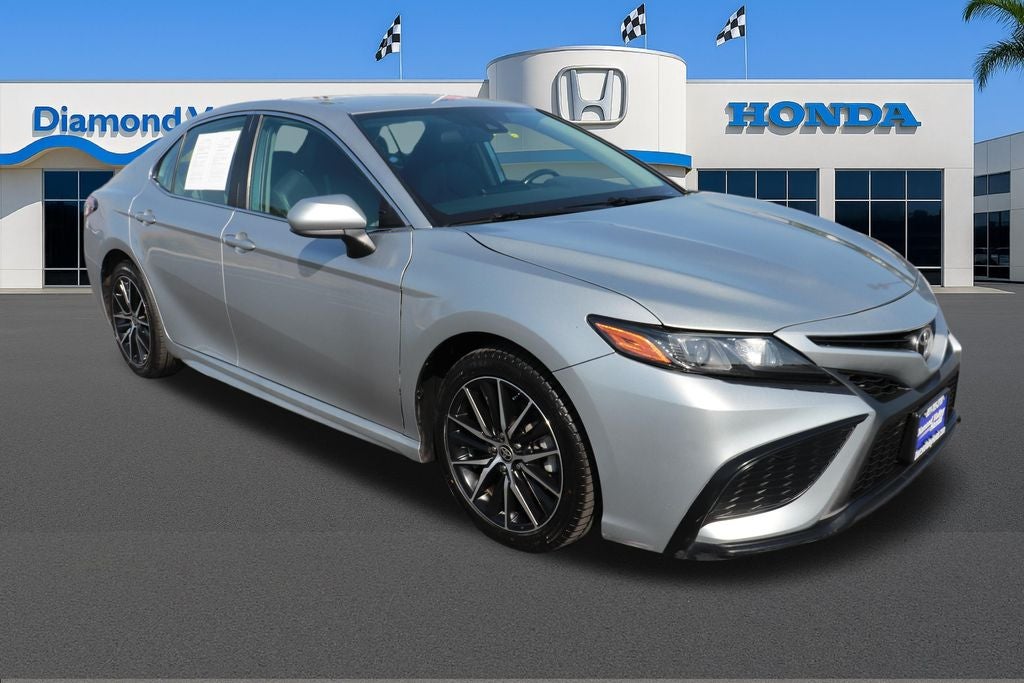 2021 Toyota Camry SE