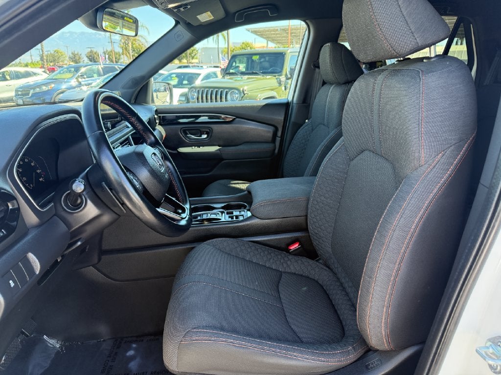 2025 Honda Pilot Sport