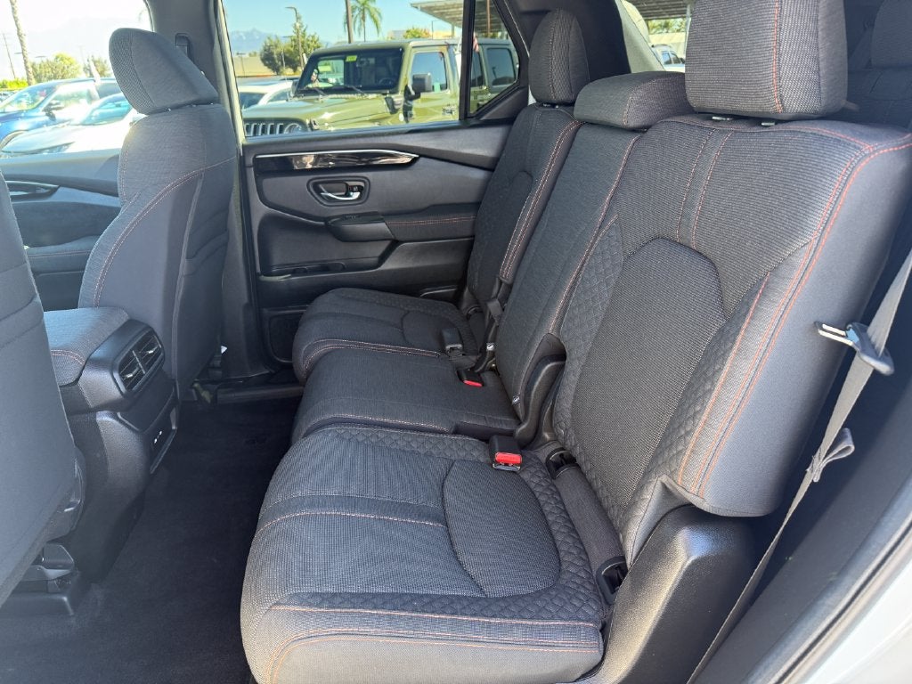 2025 Honda Pilot Sport