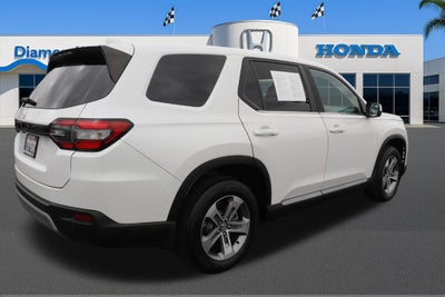 2023 Honda Pilot EX-L 8 Passenger
