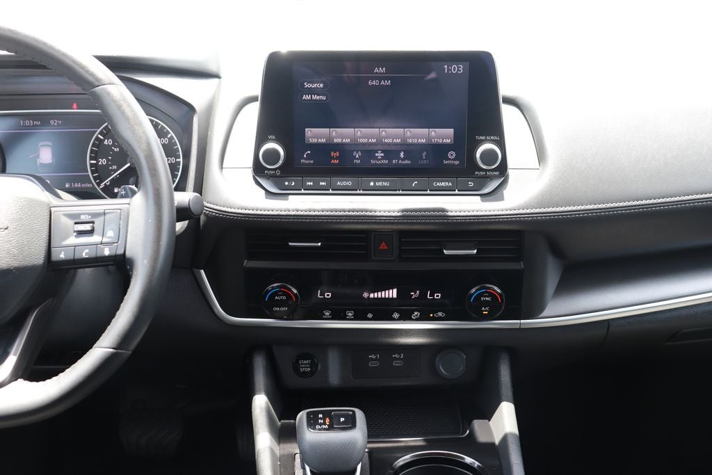 2025 Nissan Rogue SV
