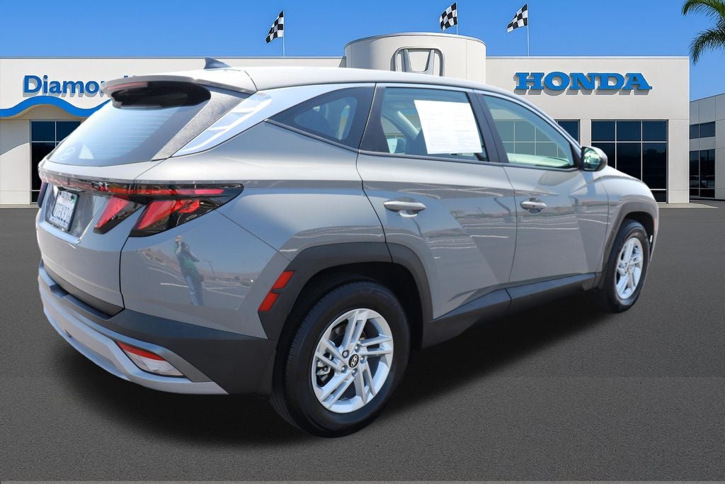 2025 Hyundai Tucson SE
