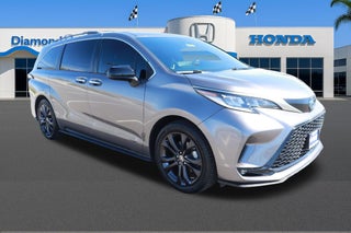 2022 Toyota Sienna XSE 7 Passenger