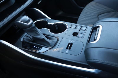 2025 Toyota Highlander LE