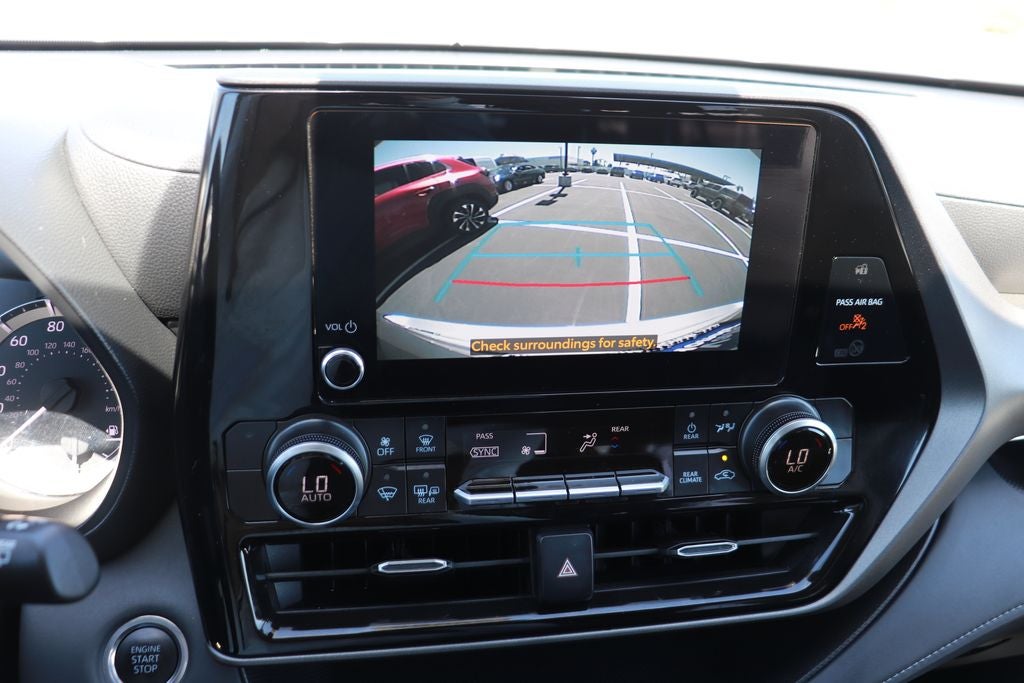 2025 Toyota Highlander LE