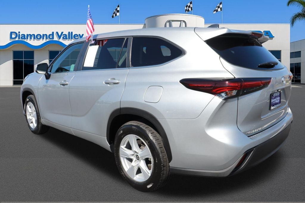 2025 Toyota Highlander LE