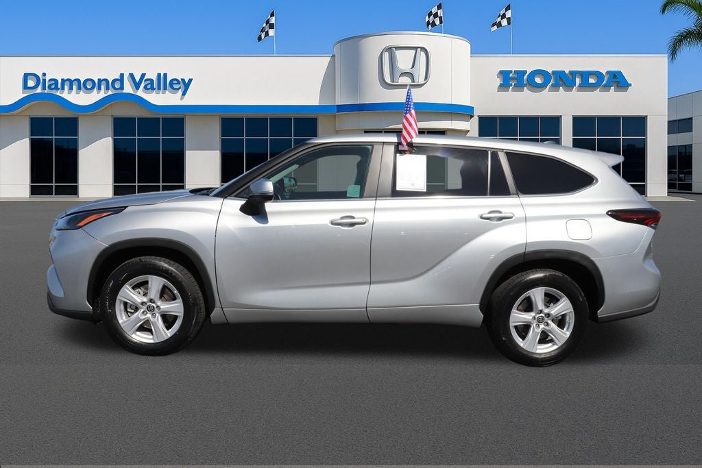 2025 Toyota Highlander LE