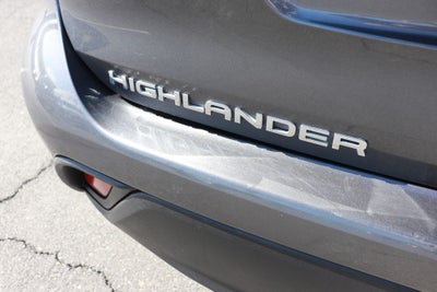 2024 Toyota Highlander LE