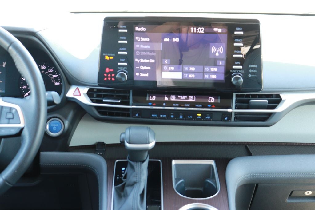 2023 Toyota Sienna XLE 8 Passenger