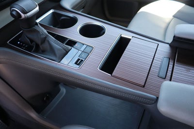 2023 Toyota Sienna XLE 8 Passenger