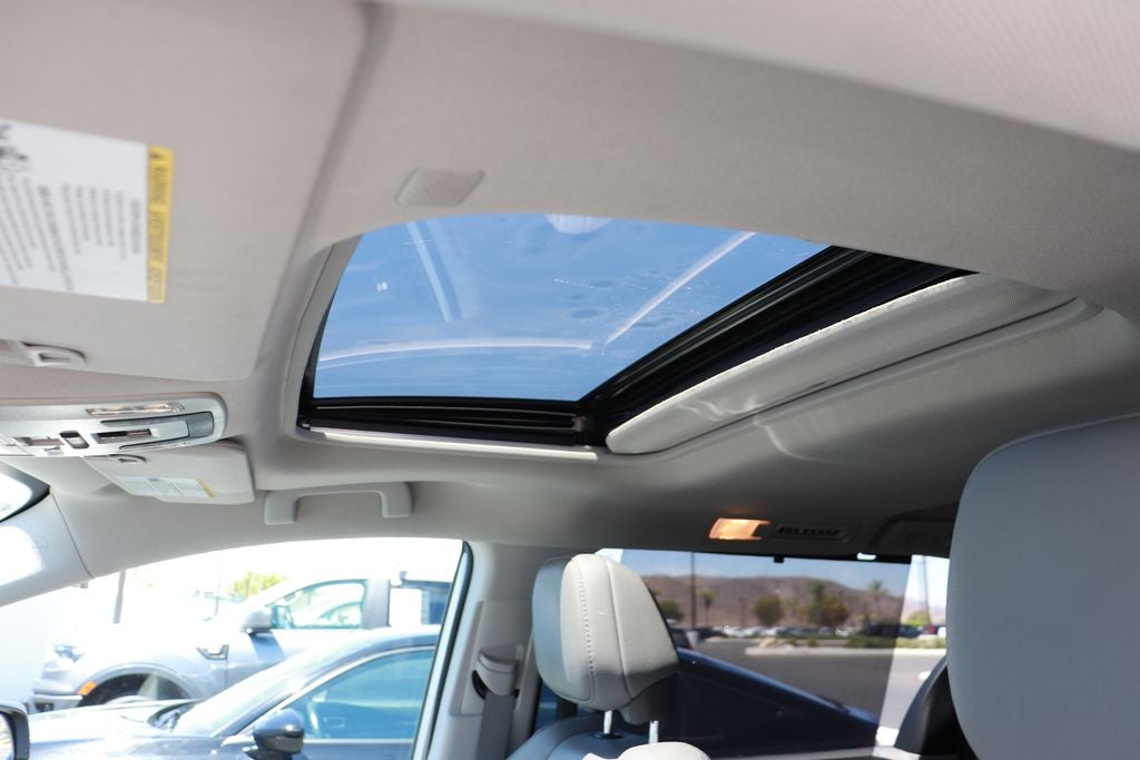 2023 Toyota Sienna XLE 8 Passenger