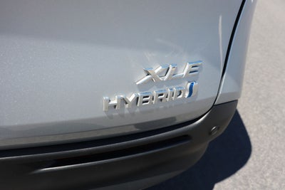 2023 Toyota Sienna XLE 8 Passenger