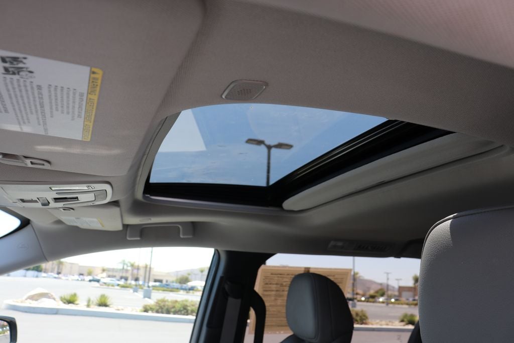 2025 Toyota Sienna XLE 8 Passenger