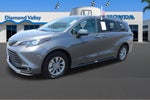2025 Toyota Sienna XLE 8 Passenger