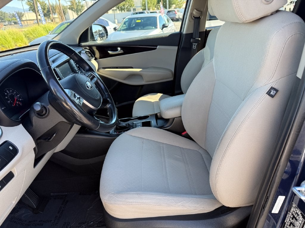 2019 Kia Sorento LX V6