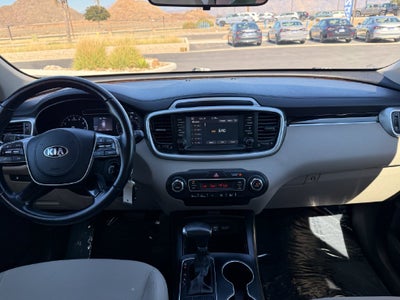 2019 Kia Sorento LX V6