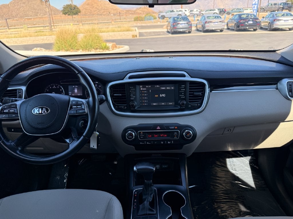 2019 Kia Sorento LX V6
