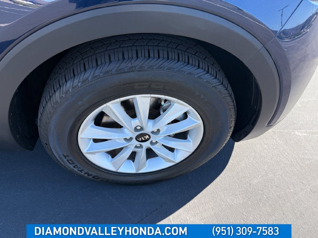 2019 Kia Sorento LX V6