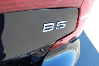 2024 Volvo S60 B5 Core Dark Theme