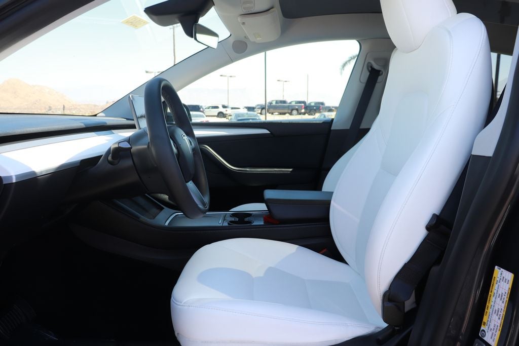 2025 Tesla Model Y Long Range