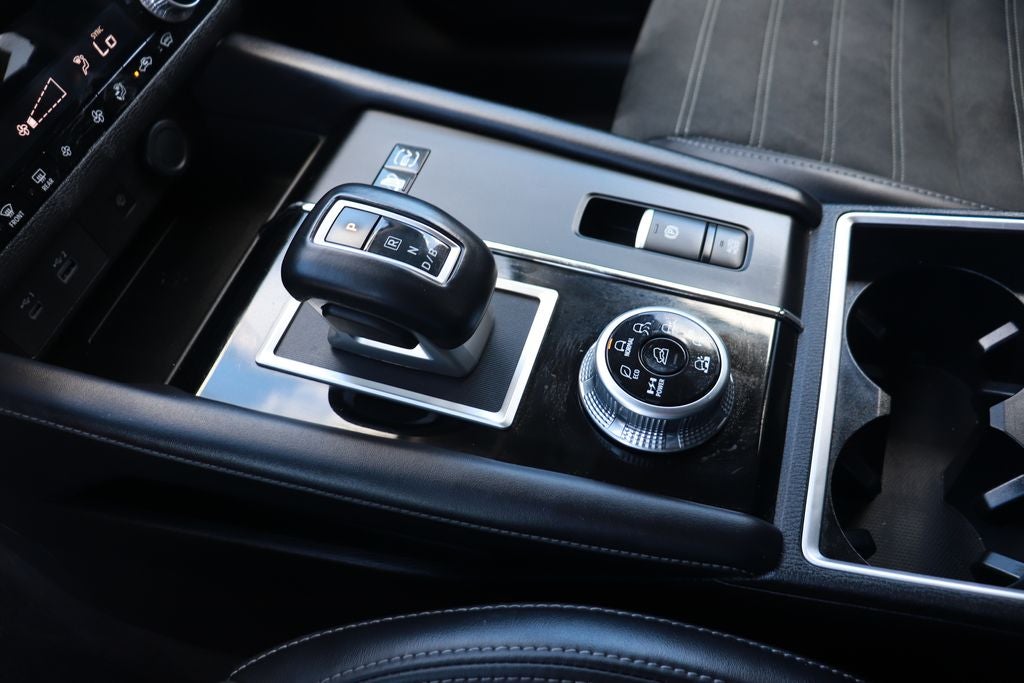 2024 Mitsubishi Outlander PHEV SE