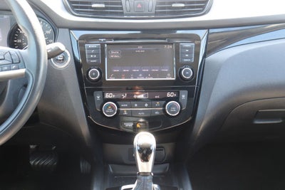 2020 Nissan Rogue Sport SV