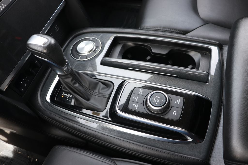 2024 Nissan Armada SV