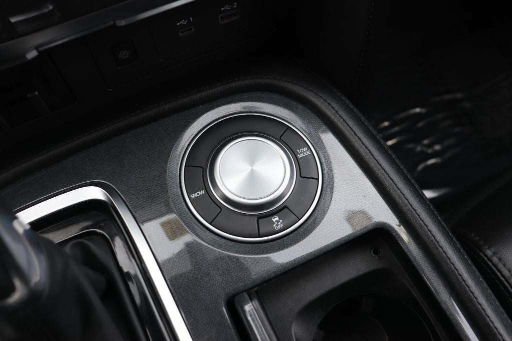 2024 Nissan Armada SV