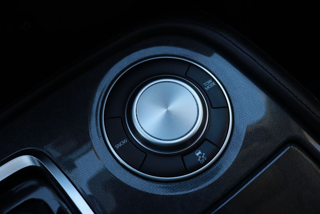 2024 Nissan Armada SV