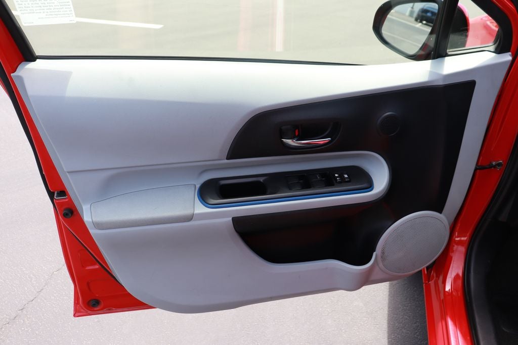 2012 Toyota Prius c Three