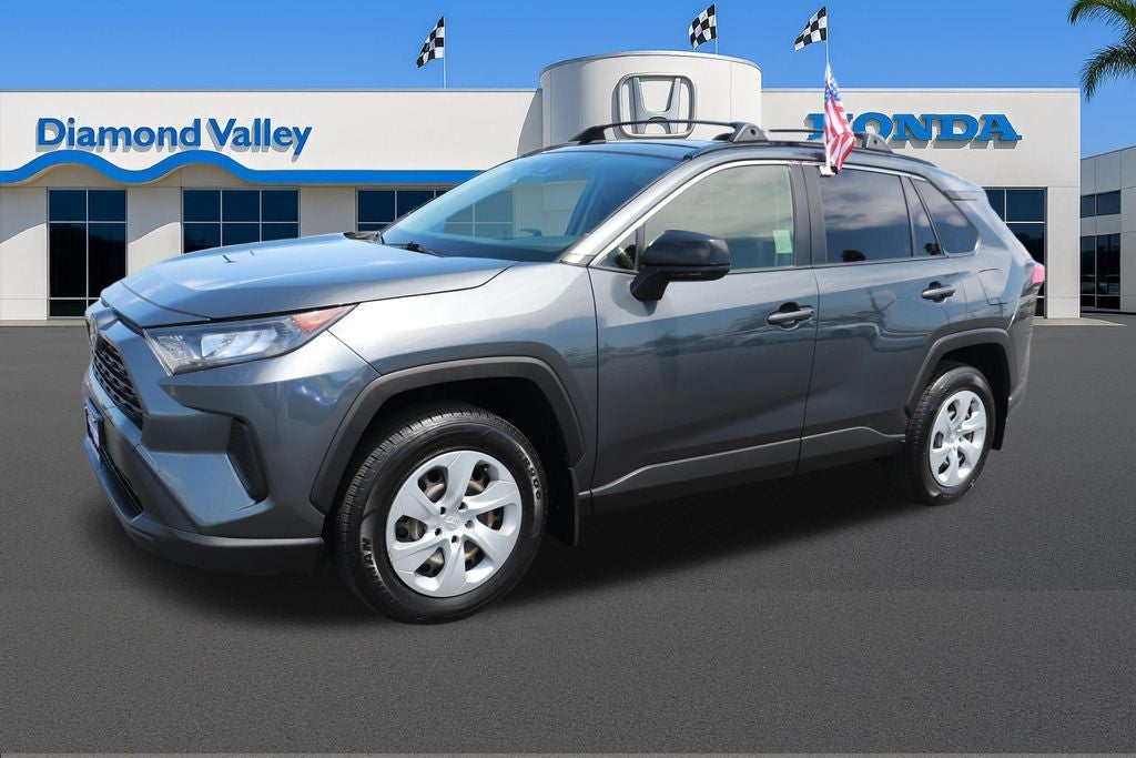 2020 Toyota RAV4 LE