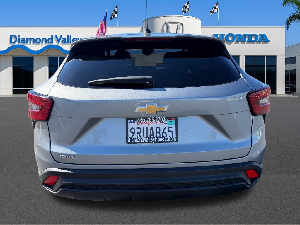 2025 Chevrolet Trax LS