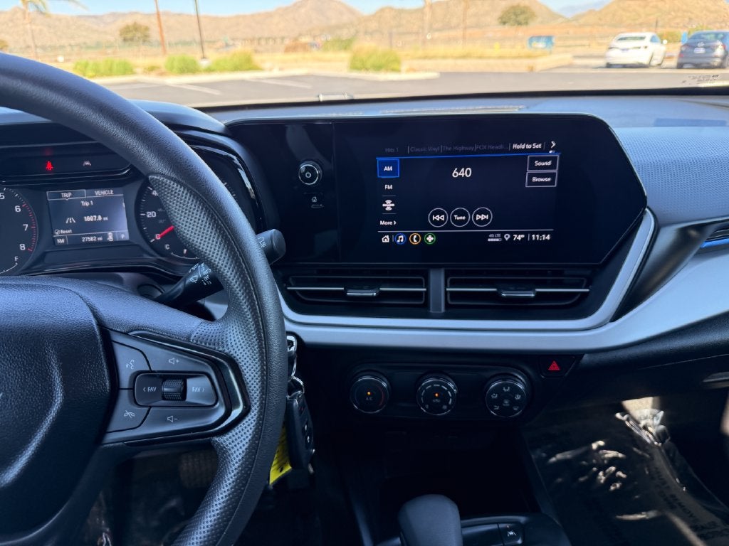2025 Chevrolet Trax LS