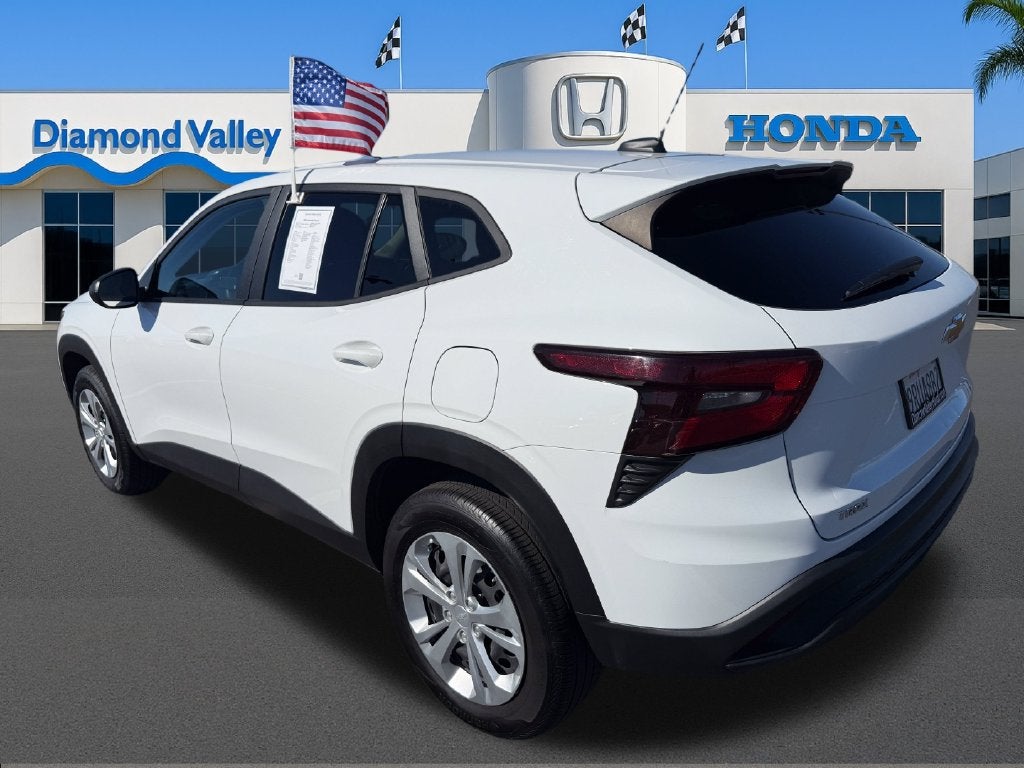 2025 Chevrolet Trax LS