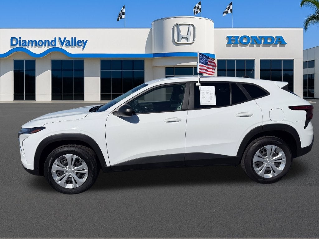 2025 Chevrolet Trax LS