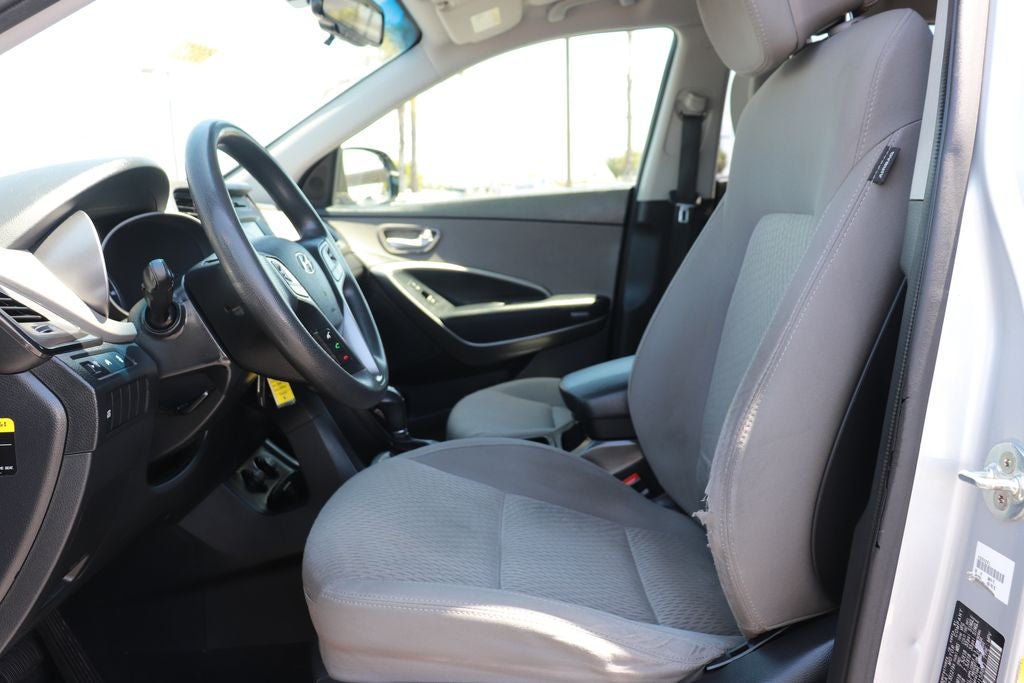 2016 Hyundai Santa Fe SE