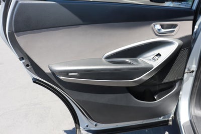 2016 Hyundai Santa Fe SE
