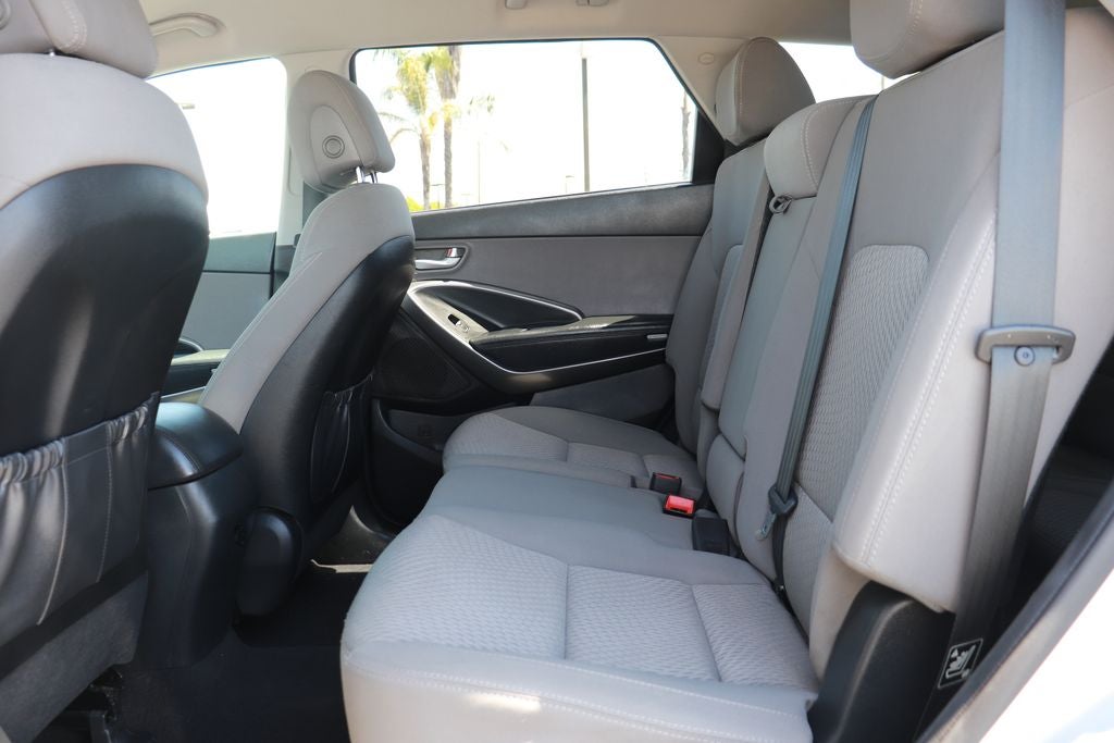 2016 Hyundai Santa Fe SE