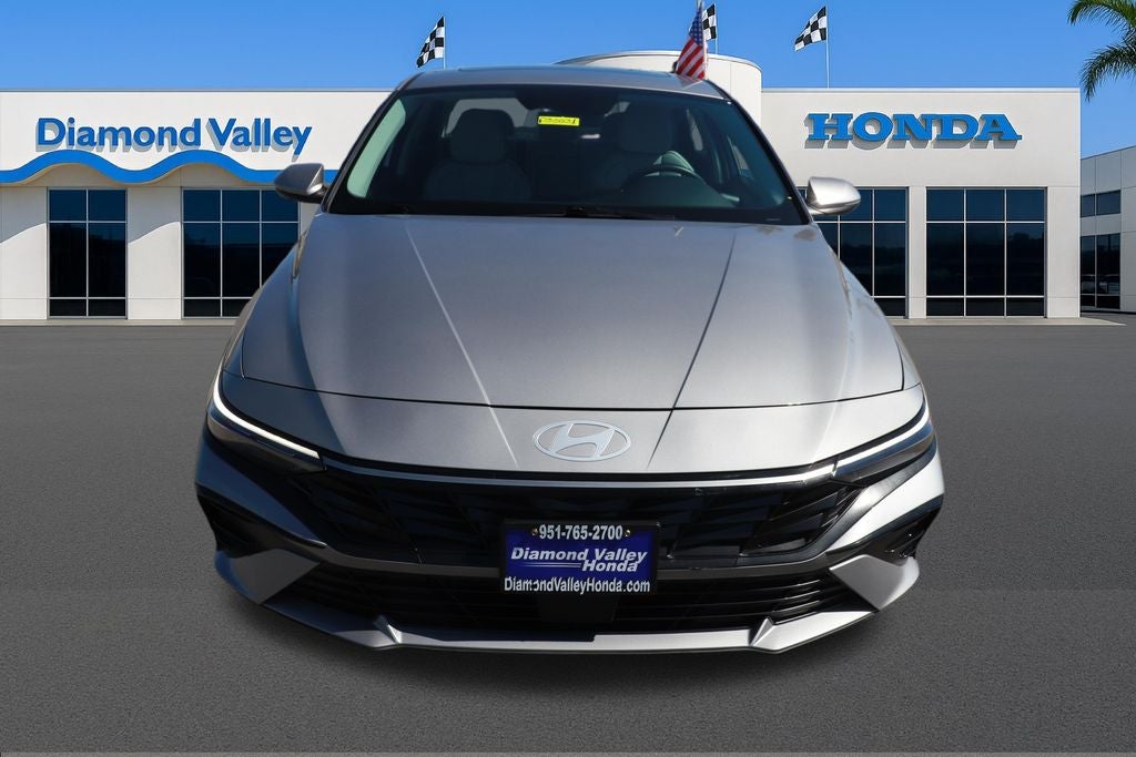 2025 Hyundai Elantra Hybrid Limited