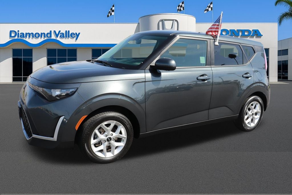 2025 Kia Soul LX