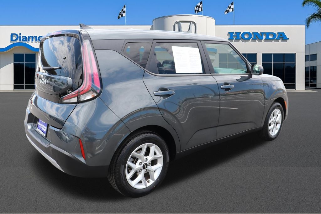 2025 Kia Soul LX