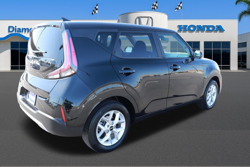2025 Kia Soul LX